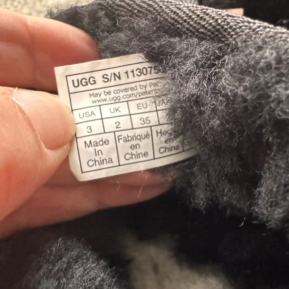 Ugg kids classic ultra mini boot black size 3 - Picture 7 of 9